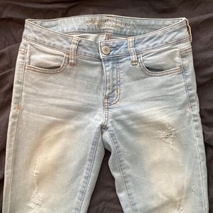 American Eagle Light Wash Ripped Skinny Jeans Sz 2